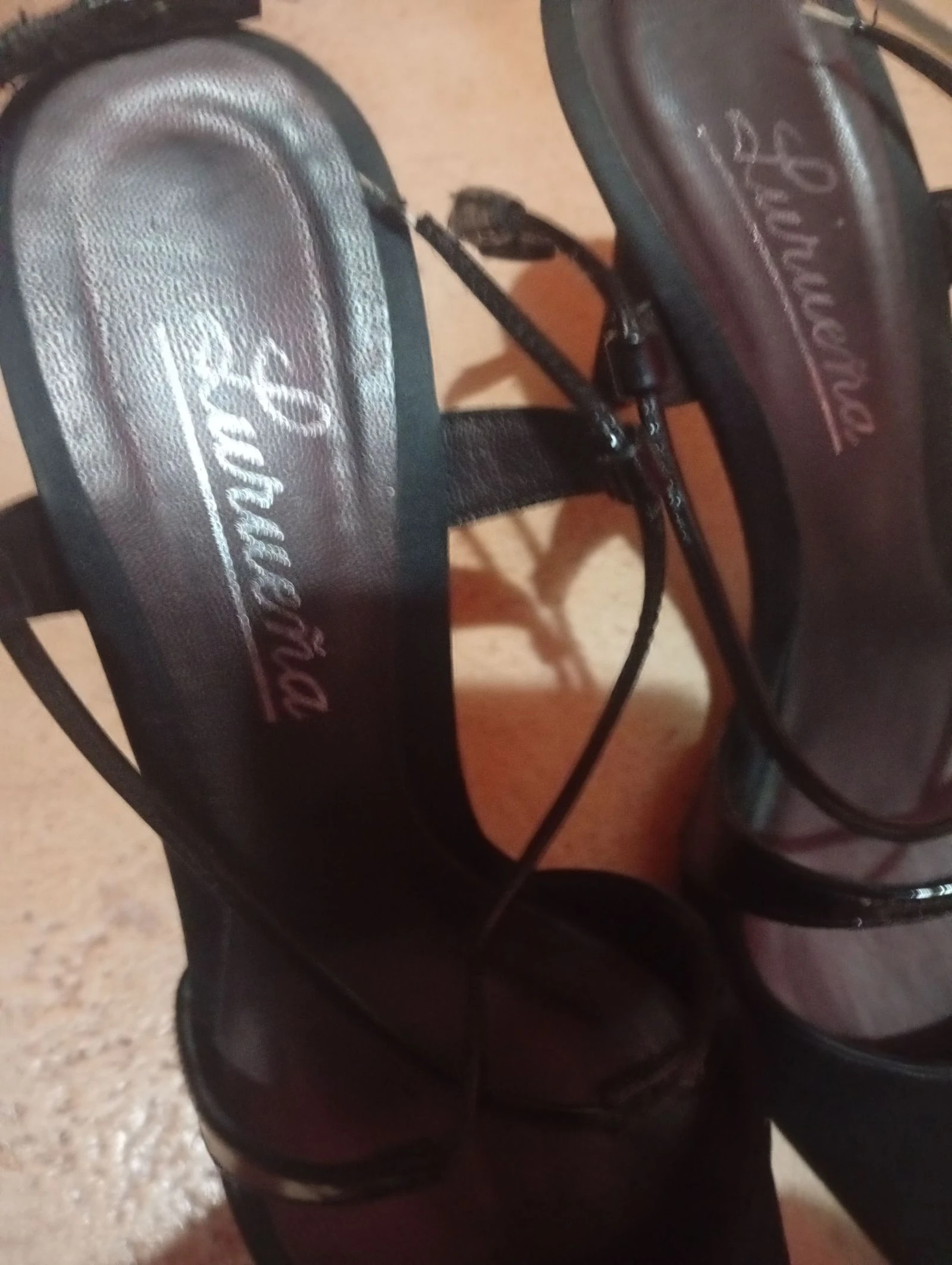 Pointed denatured heels – photo 3